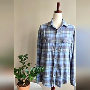 George's Plaid Button-Up Flannel Shirt - Medium